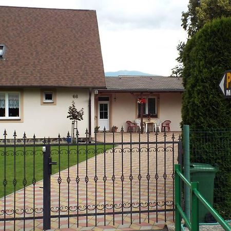 Apartman 66 V Tichej Lokalite Liptovsky Mikulas Luaran gambar